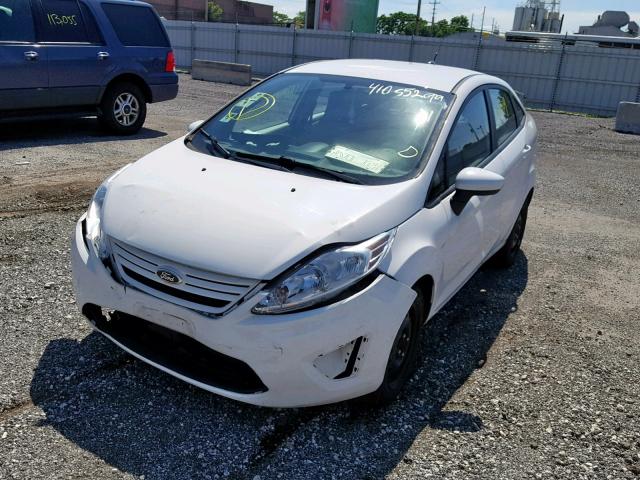 3FADP4AJ1DM149487 - 2013 FORD FIESTA S WHITE photo 2