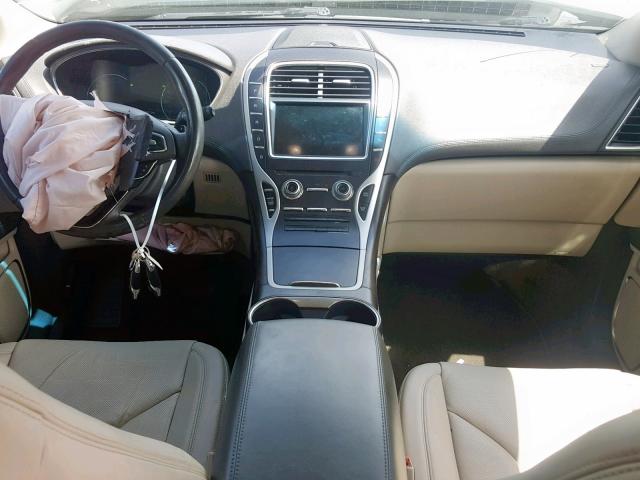 2LMTJ6LR7GBL74332 - 2016 LINCOLN MKX RESERV WHITE photo 9