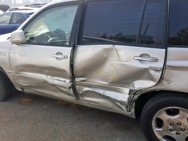 JTEDP21A060114827 - 2006 TOYOTA HIGHLANDER SILVER photo 9