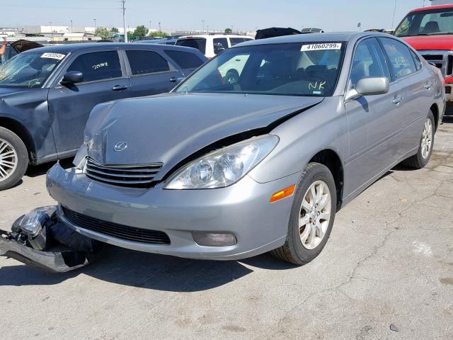 JTHBF30G320086623 - 2002 LEXUS ES 300 GREEN photo 2