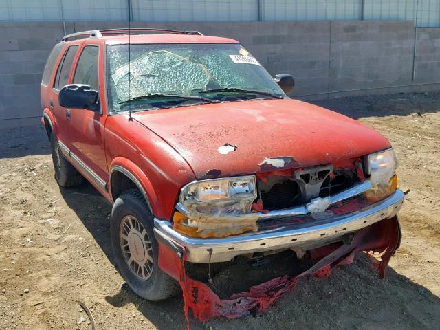 1GNDT13W112201143 - 2001 CHEVROLET BLAZER RED photo 1