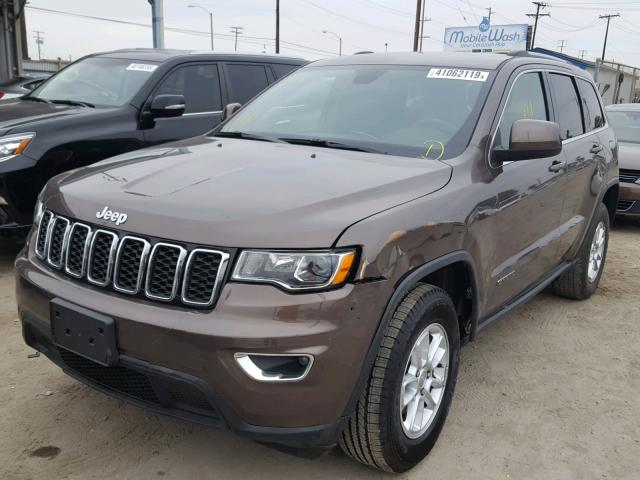 1C4RJEAG0JC481140 - 2018 JEEP GRAND CHER BROWN photo 2