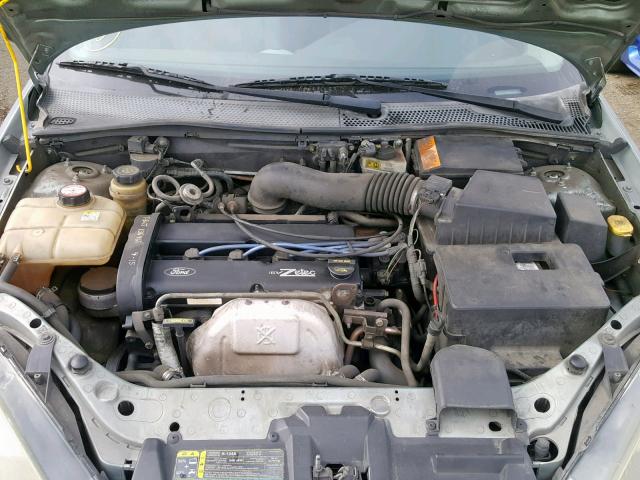 3FAFP31314R126928 - 2004 FORD FOCUS ZX3 GRAY photo 7