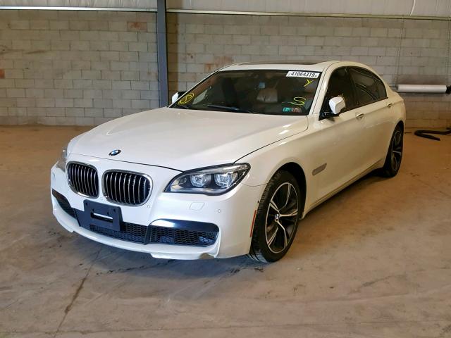 WBAYF8C51FD654396 - 2015 BMW 750 LXI WHITE photo 2