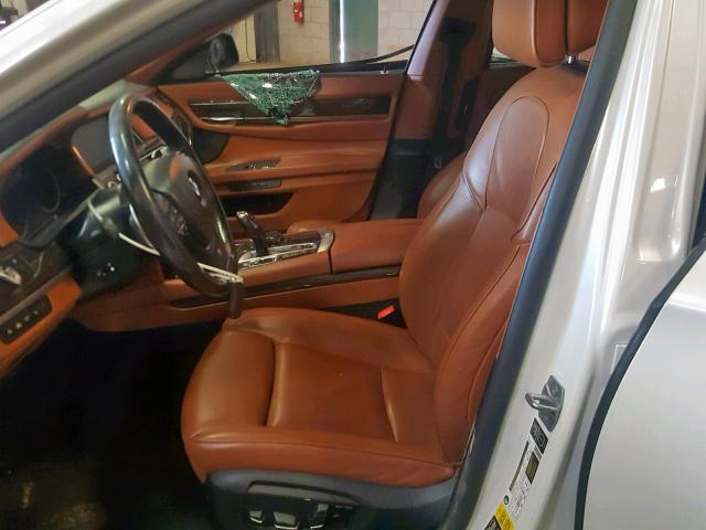 WBAYF8C51FD654396 - 2015 BMW 750 LXI WHITE photo 5