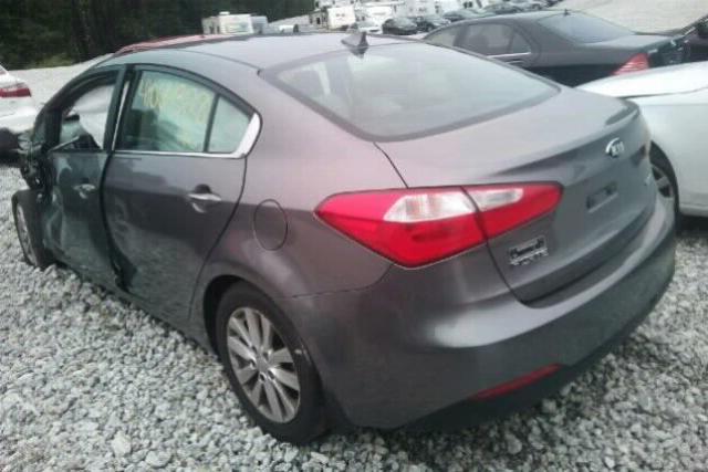 KNAFX4A85F5331943 - 2015 KIA FORTE EX GRAY photo 3