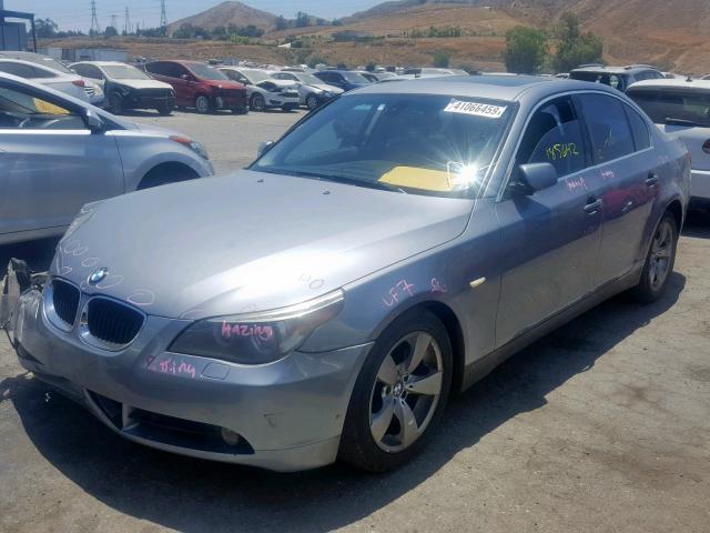 WBANA535X5B859600 - 2005 BMW 525 I GRAY photo 2