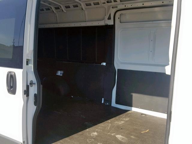 3C6TRVDG3JE145878 - 2018 RAM PROMASTER 白色 照片 6
