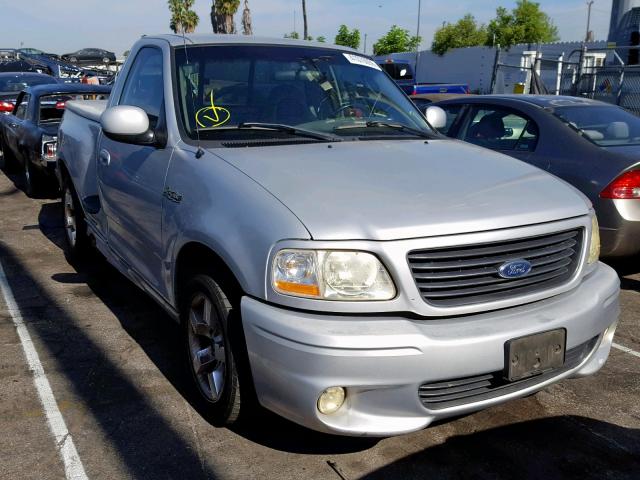 2FTZF07332CA55866 - 2002 FORD F150 SVT L SILVER photo 1