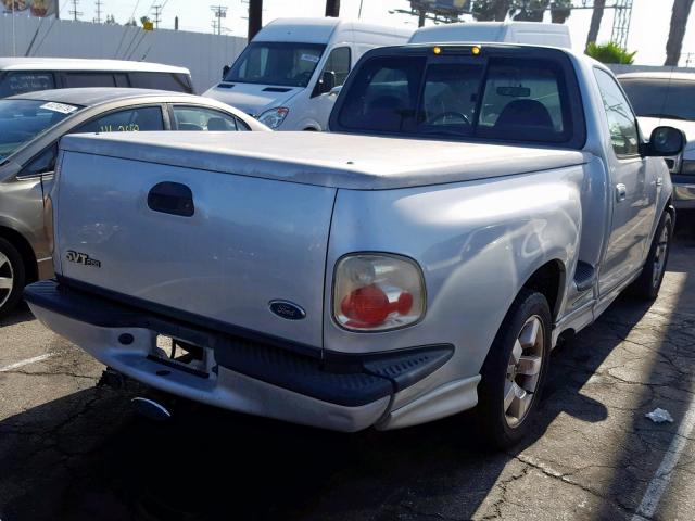 2FTZF07332CA55866 - 2002 FORD F150 SVT L SILVER photo 4