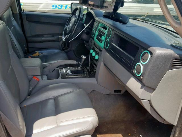 1J8HG48N36C119926 - 2006 JEEP COMMANDER BLACK photo 5