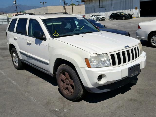 1J8GS48K97C516235 - 2007 JEEP GRAND CHER WHITE photo 1