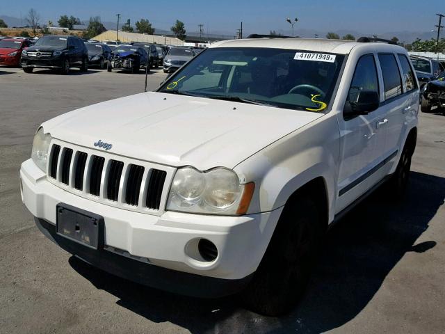 1J8GS48K97C516235 - 2007 JEEP GRAND CHER WHITE photo 2