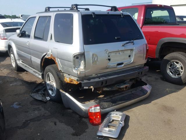 JNRDR09Y02W257661 - 2002 INFINITI QX4 SILVER photo 3