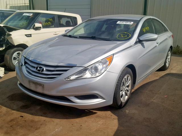 5NPEB4AC9BH252724 - 2011 HYUNDAI SONATA GLS SILVER photo 2