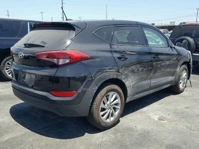 KM8J23A40HU494958 - 2017 HYUNDAI TUCSON SE BLACK photo 4