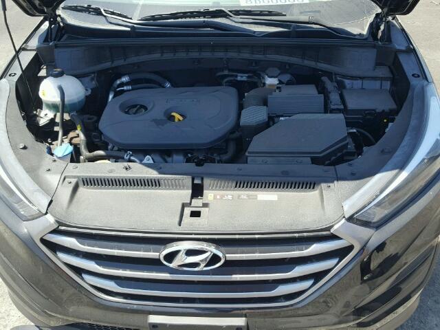 KM8J23A40HU494958 - 2017 HYUNDAI TUCSON SE BLACK photo 7