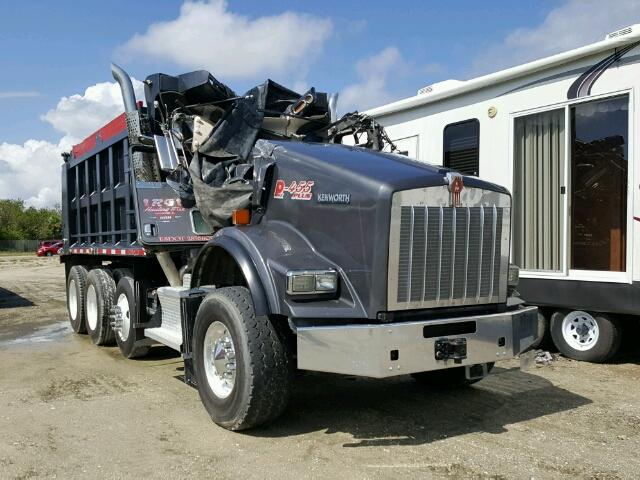 1NKDXPEX3HJ144738 - 2017 KENWORTH CONSTRUCTI GRAY photo 1