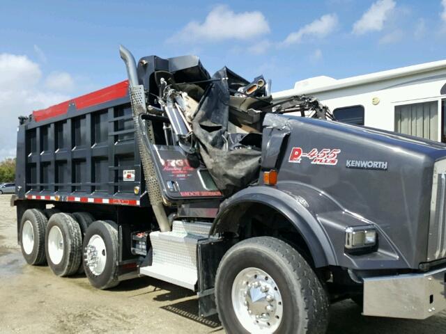 1NKDXPEX3HJ144738 - 2017 KENWORTH CONSTRUCTI GRAY photo 9