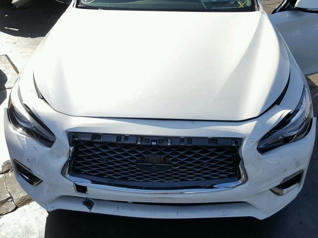 JN1EV7AR6JM438158 - 2018 INFINITI Q50 LUXE WHITE photo 7