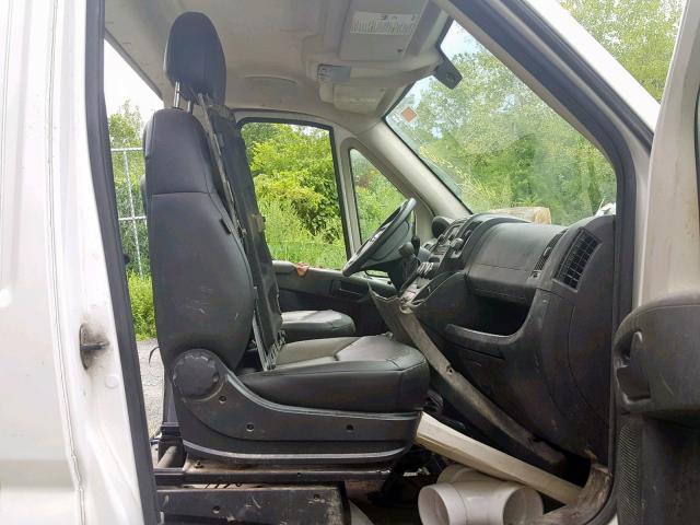 3C7WRVTG5FE508697 - 2015 RAM PROMASTER 白色 照片 6