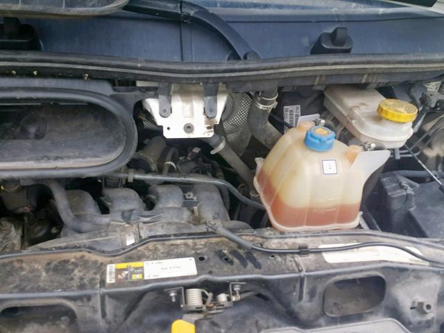 3C7WRVTG5FE508697 - 2015 RAM PROMASTER 白色 照片 7