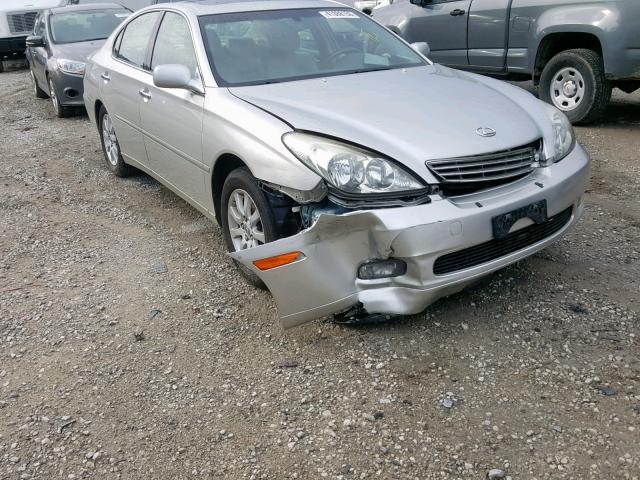 JTHBF30G520037648 - 2002 LEXUS ES 300 SILVER photo 9