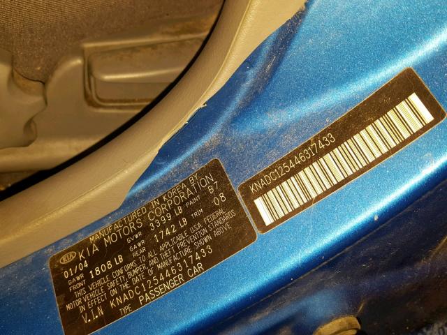 KNADC125446317433 - 2004 KIA RIO BLUE photo 10