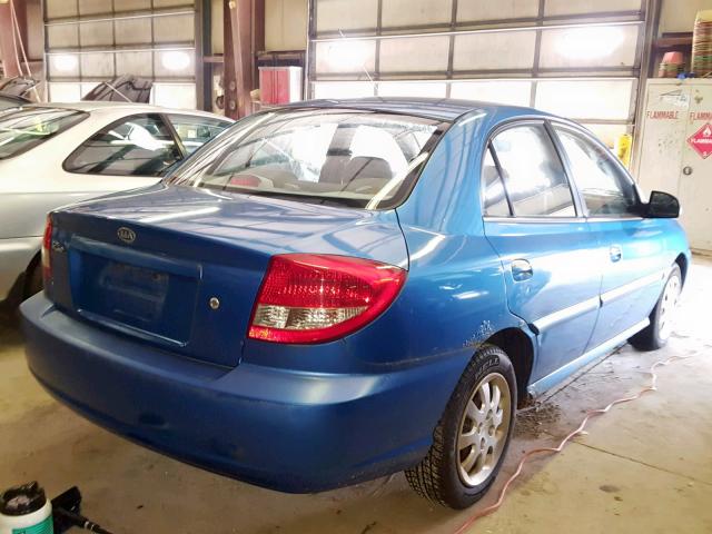 KNADC125446317433 - 2004 KIA RIO BLUE photo 4