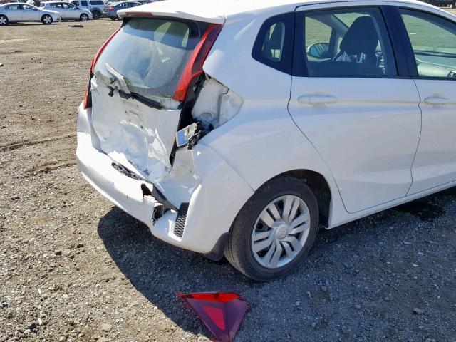 3HGGK5H57FM721512 - 2015 HONDA FIT LX WHITE photo 9