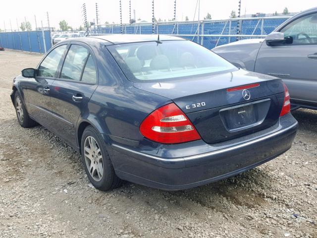 WDBUF65J73A198819 - 2003 MERCEDES-BENZ E 320 BLUE photo 3