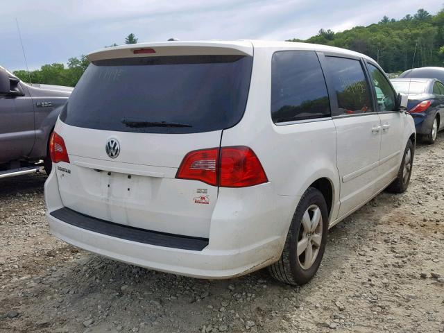 2V4RW3D17AR325008 - 2010 VOLKSWAGEN ROUTAN SE WHITE photo 4