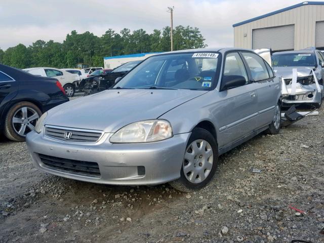 2HGEJ6613YH570704 - 2000 HONDA CIVIC BASE SILVER photo 2