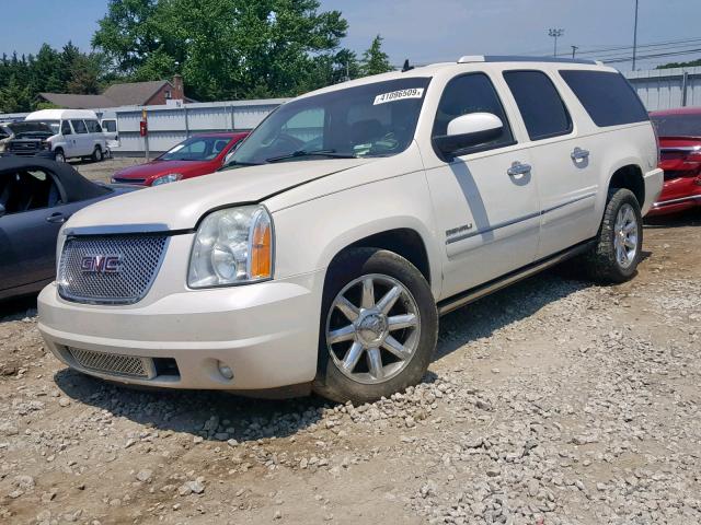 1GKS2MEF8CR266183 - 2012 GMC YUKON XL D WHITE photo 2