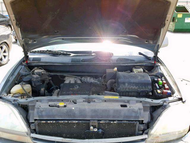 JTJGF10U330153804 - 2003 LEXUS RX 300 GOLD photo 7