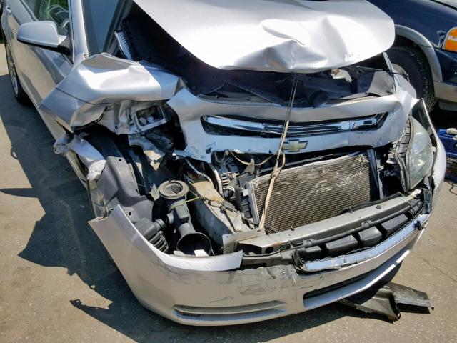1G1ZC5E05A4101882 - 2010 CHEVROLET MALIBU 1LT 银色 照片 9