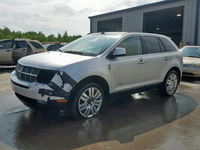 2LMDJ8JC2ABJ30318 - 2010 LINCOLN MKX SILVER photo 2