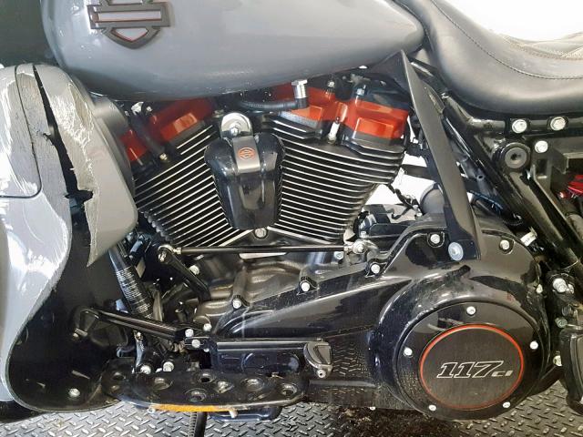 1HD1PXL10JB953826 - 2018 HARLEY-DAVIDSON FLHXSE CVO GRAY photo 6