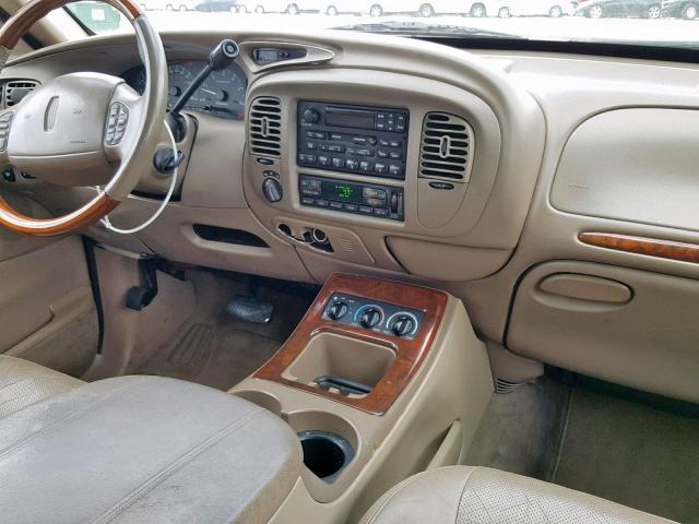 5LMFU28A6YLJ28186 - 2000 LINCOLN NAVIGATOR 绿色 照片 9