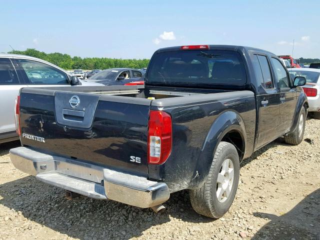 1N6AD09U27C443562 - 2007 NISSAN FRONTIER C BLACK photo 4