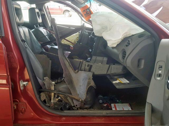 2G2WS522951142623 - 2005 PONTIAC GRAND PRIX RED photo 5