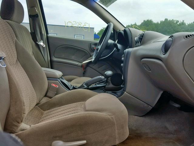 1G2NF52T11M587428 - 2001 PONTIAC GRAND AM S RED photo 5