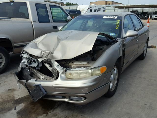 2G4WB52K531189524 - 2003 BUICK REGAL LS GOLD photo 2