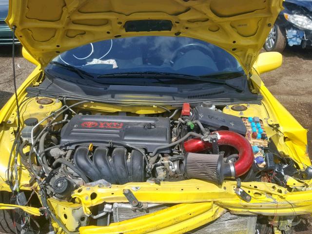 JTDDR32T130148453 - 2003 TOYOTA CELICA GT YELLOW photo 7