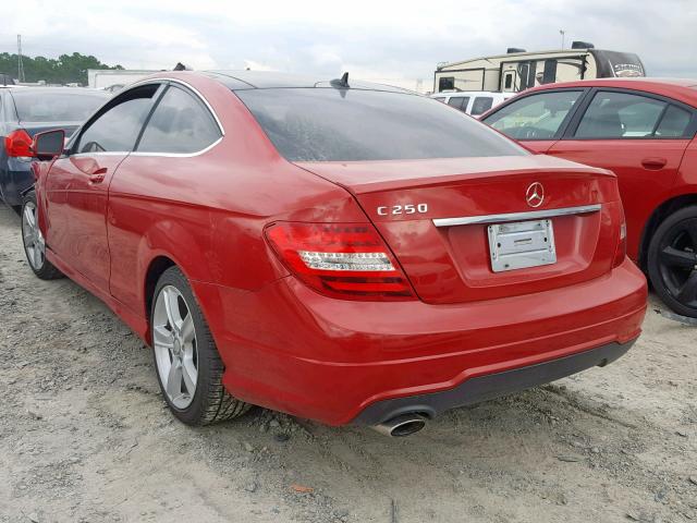 WDDGJ4HB1DG023394 - 2013 MERCEDES-BENZ C 250 RED photo 3