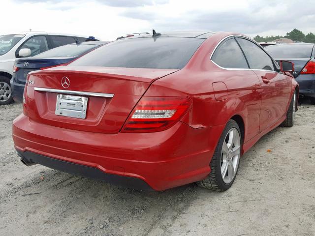 WDDGJ4HB1DG023394 - 2013 MERCEDES-BENZ C 250 RED photo 4