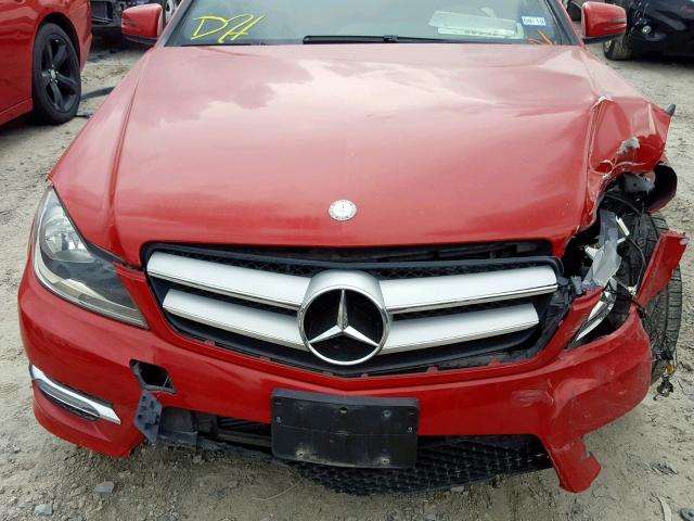 WDDGJ4HB1DG023394 - 2013 MERCEDES-BENZ C 250 RED photo 9