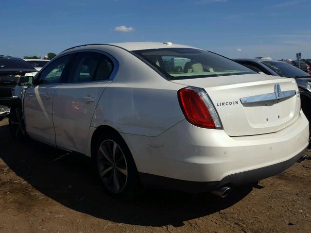 1LNHM94R89G616727 - 2009 LINCOLN MKS WHITE photo 3