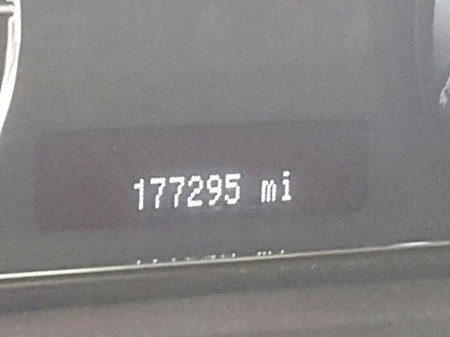 1LNHM94R89G616727 - 2009 LINCOLN MKS WHITE photo 8