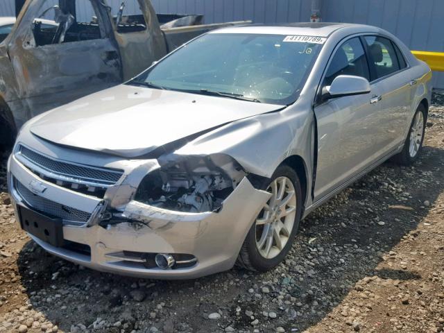 1G1ZE5EU6BF305058 - 2011 CHEVROLET MALIBU LTZ 银色 照片 2